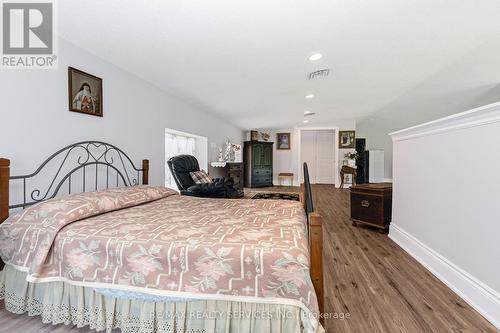 833180 4Th Line Ehs, Mono, ON - Indoor Photo Showing Bedroom