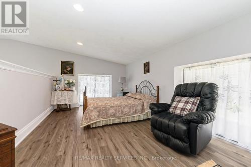 833180 4Th Line Ehs, Mono, ON - Indoor Photo Showing Bedroom