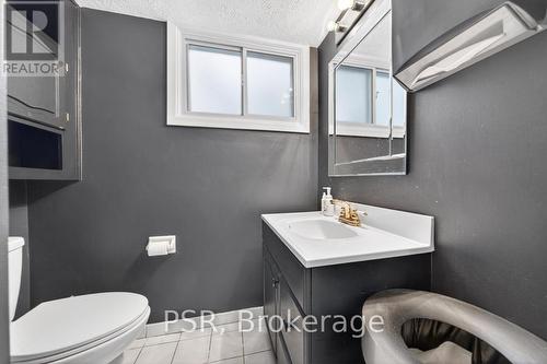 19 Glen Forest Drive, Hamilton, ON - Indoor Photo Showing Bathroom