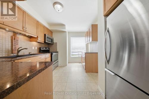 41 - 32 Mowat Boulevard, Kitchener, ON - Indoor Photo Showing Kitchen With Stainless Steel Kitchen