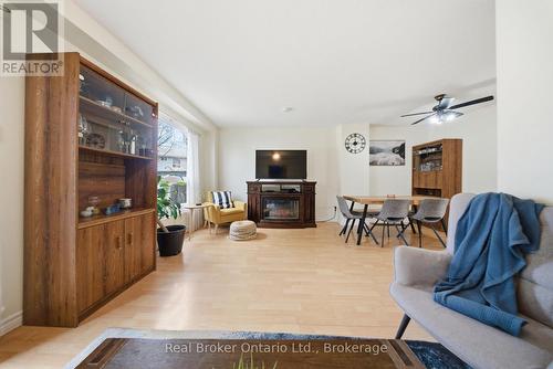 41 - 32 Mowat Boulevard, Kitchener, ON - Indoor