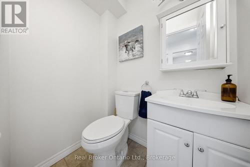 41 - 32 Mowat Boulevard, Kitchener, ON - Indoor Photo Showing Bathroom
