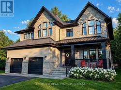 108 AVENUE ROAD Newmarket, ON L3Y 1N3