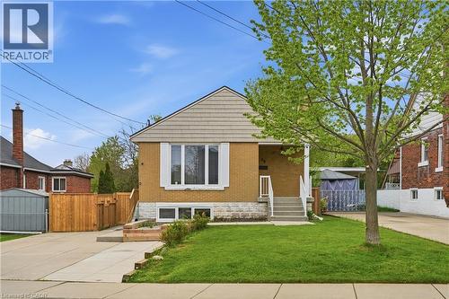 38 Dunkirk Drive Unit# B, Hamilton, ON - Outdoor