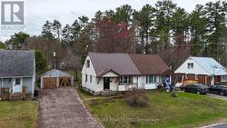 59 RUTHERFORD AVENUE Deep River, ON K0J 1P0