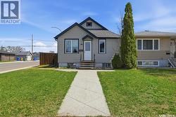 2203 LINDSAY STREET  Regina, SK S4N 3C2