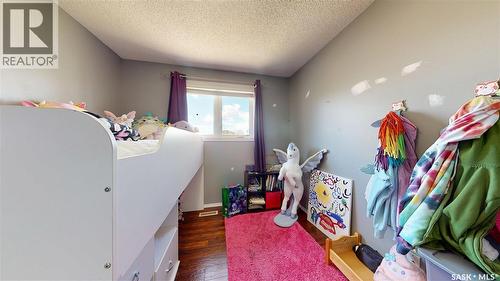 1126 Brett Bay, Regina, SK - Indoor