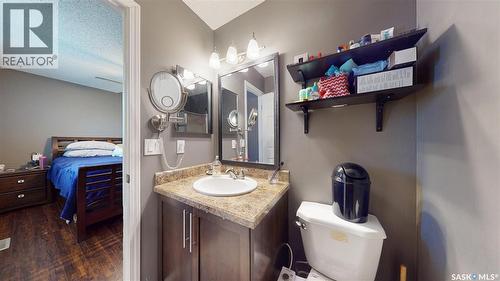 1126 Brett Bay, Regina, SK - Indoor Photo Showing Bathroom