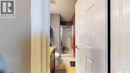 1126 Brett Bay, Regina, SK - Indoor