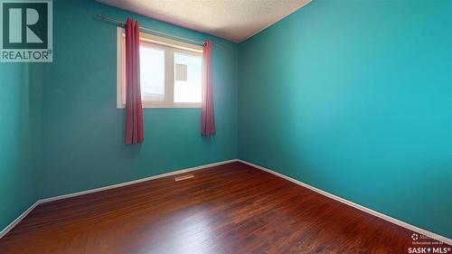 1126 Brett Bay, Regina, SK - Indoor Photo Showing Other Room