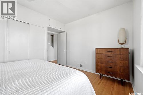 2221 Francis Street, Regina, SK - Indoor Photo Showing Bedroom