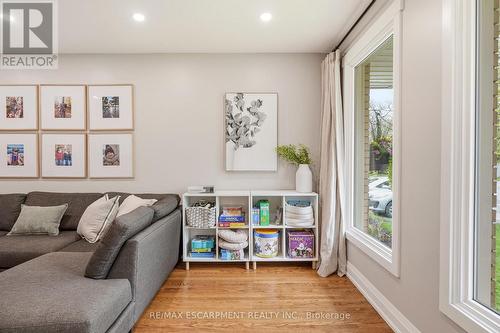 3452 Caplan Crescent, Burlington, ON - Indoor Photo Showing Other Room