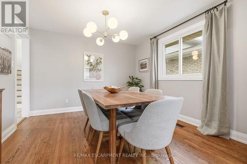 3452 Caplan Crescent, Burlington, ON - Indoor Photo Showing Dining Room