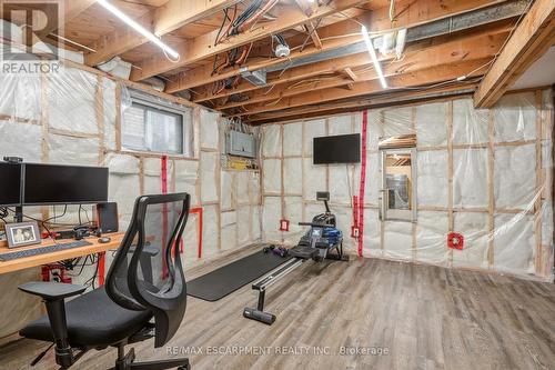 3452 Caplan Crescent, Burlington, ON - Indoor Photo Showing Basement