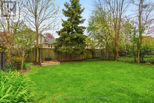 3452 Caplan Crescent, Burlington, ON - Outdoor