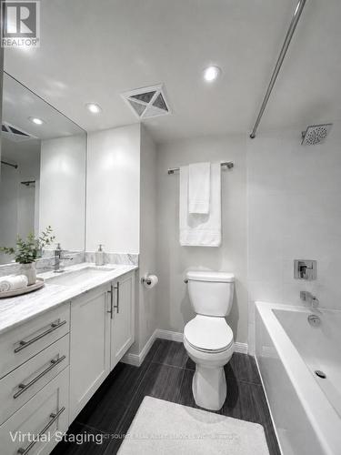 725 - 85 East Liberty Street, Toronto, ON - Indoor Photo Showing Bathroom