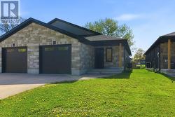 152 SILLS STREET Huron East (Seaforth), ON N0K 1W0