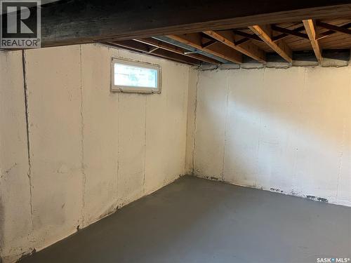 2745 Abbott Road, Regina, SK - Indoor Photo Showing Basement