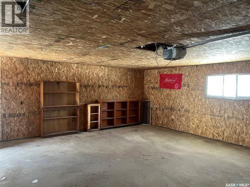 2745 Abbott Road, Regina, SK - Indoor
