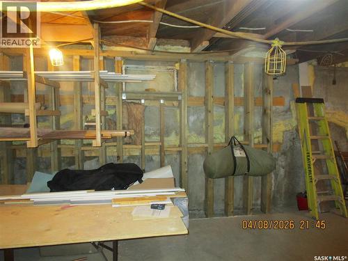 233 4Th Avenue E, Gravelbourg, SK - Indoor Photo Showing Basement