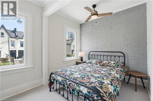 277 Main Street W, Hamilton, ON - Indoor Photo Showing Bedroom