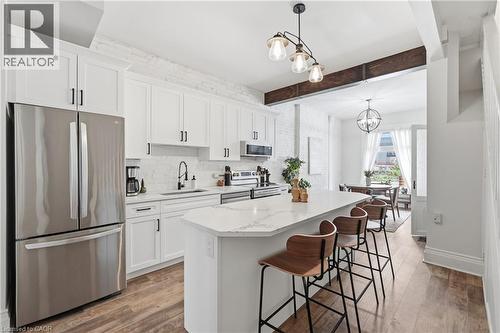277 Main Street W, Hamilton, ON - Indoor Photo Showing Kitchen With Upgraded Kitchen