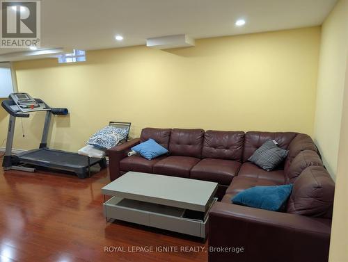 98 Chloe Crescent, Markham, ON - Indoor
