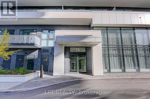 1601 - 75 ONEIDA CRESCENT  Richmond Hill, ON L4B 0H3