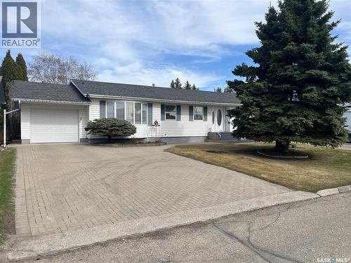 42 7Th Street Ne, Wadena, SK - Outdoor With Facade