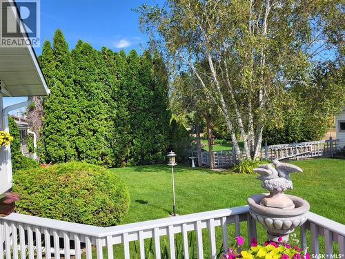 42 7Th Street Ne, Wadena, SK - Outdoor With Deck Patio Veranda