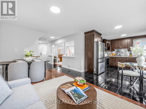 5697 Condor Place, Mississauga, ON - Indoor