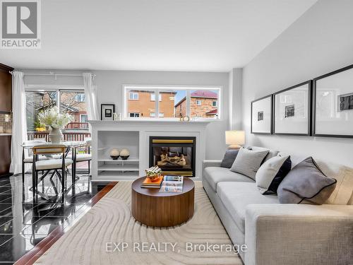 5697 Condor Place, Mississauga, ON - Indoor Photo Showing Living Room With Fireplace