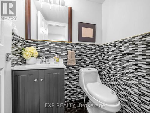 5697 Condor Place, Mississauga, ON - Indoor Photo Showing Other Room