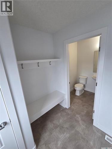324 Mcormond Drive, Saskatoon, SK - Indoor