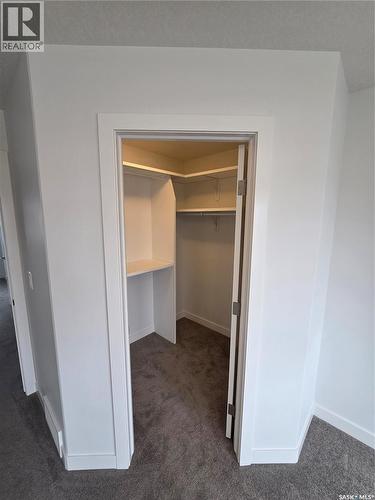 324 Mcormond Drive, Saskatoon, SK - Indoor