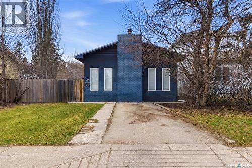 445 U Avenue S, Saskatoon, SK - Outdoor