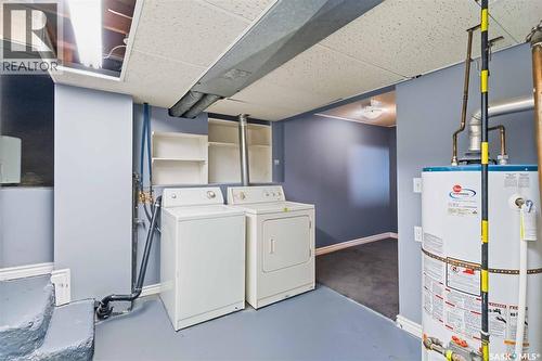 445 U Avenue S, Saskatoon, SK - Indoor Photo Showing Laundry Room