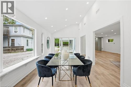 69 Highway 8, Dundas, ON - Indoor Photo Showing Dining Room