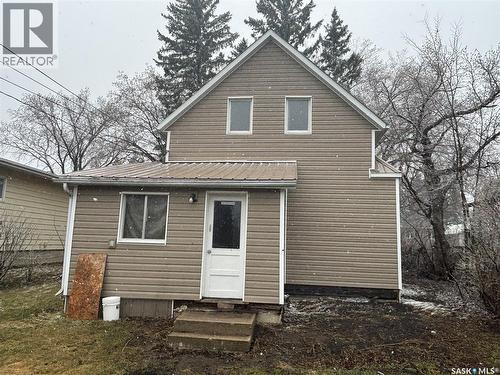 112 Stovel Avenue E, Melfort, SK - Outdoor