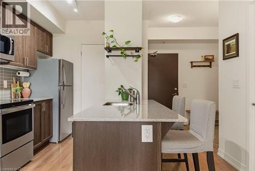 550 North Service Road Unit# 311, Grimsby, ON - Indoor Photo Showing Kitchen