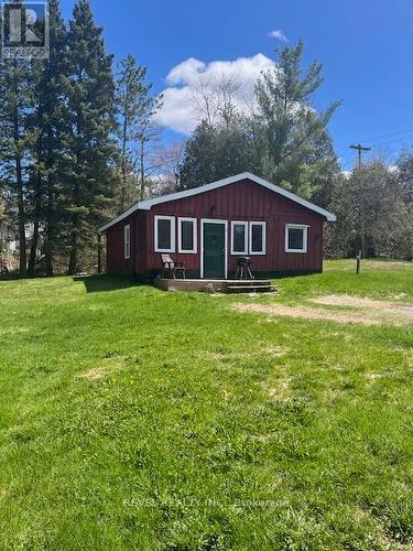 4 AL'S AVENUE  Kawartha Lakes (Laxton/Digby/Longford), ON K0M 2L0