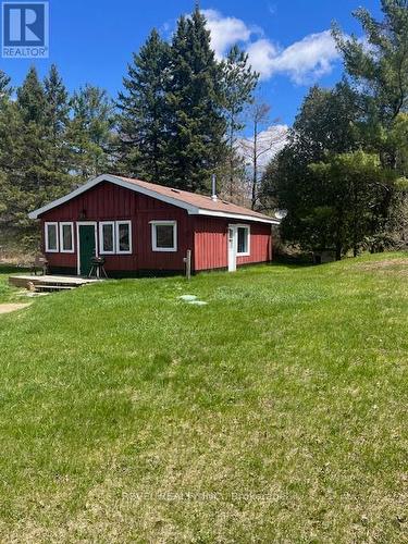 4 AL'S AVENUE  Kawartha Lakes (Laxton/Digby/Longford), ON K0M 2L0