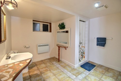 Salle de bains - 762 5E Avenue O., Amos, QC - Indoor Photo Showing Bathroom