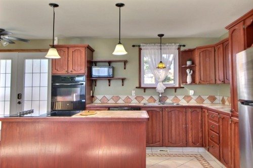Cuisine - 762 5E Avenue O., Amos, QC - Indoor Photo Showing Kitchen With Double Sink