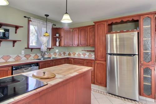 Cuisine - 762 5E Avenue O., Amos, QC - Indoor Photo Showing Kitchen With Double Sink