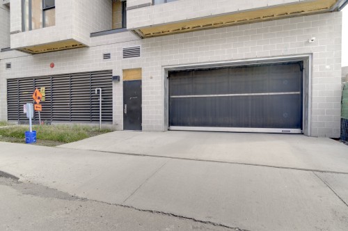 Garage - 523-1150 Boul. René-Lévesque E., Montréal (Ville-Marie), QC - Outdoor With Exterior