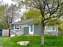 975 Av. Jules-Armand  Laval (Saint-Vincent-De-Paul), QC H7C 2E5