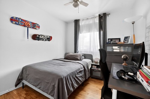 Chambre à coucher - 975 Av. Jules-Armand, Laval (Saint-Vincent-De-Paul), QC - Indoor Photo Showing Bedroom