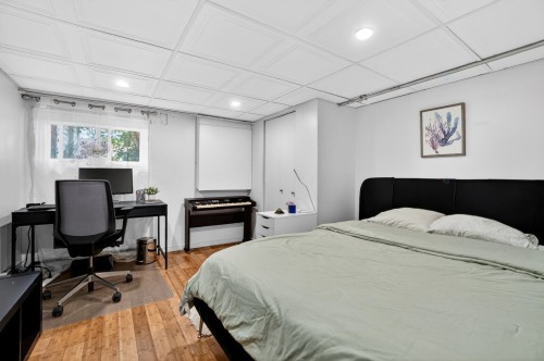 Chambre à coucher - 975 Av. Jules-Armand, Laval (Saint-Vincent-De-Paul), QC - Indoor Photo Showing Bedroom