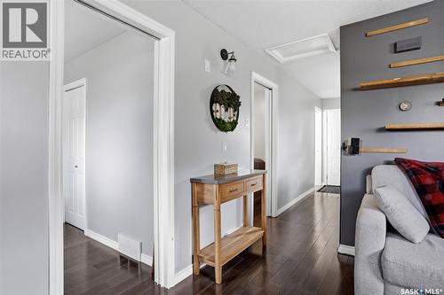 211 Ottawa Street, Regina, SK - Indoor